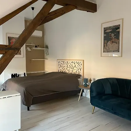 Saint Ayoul Apartamento *